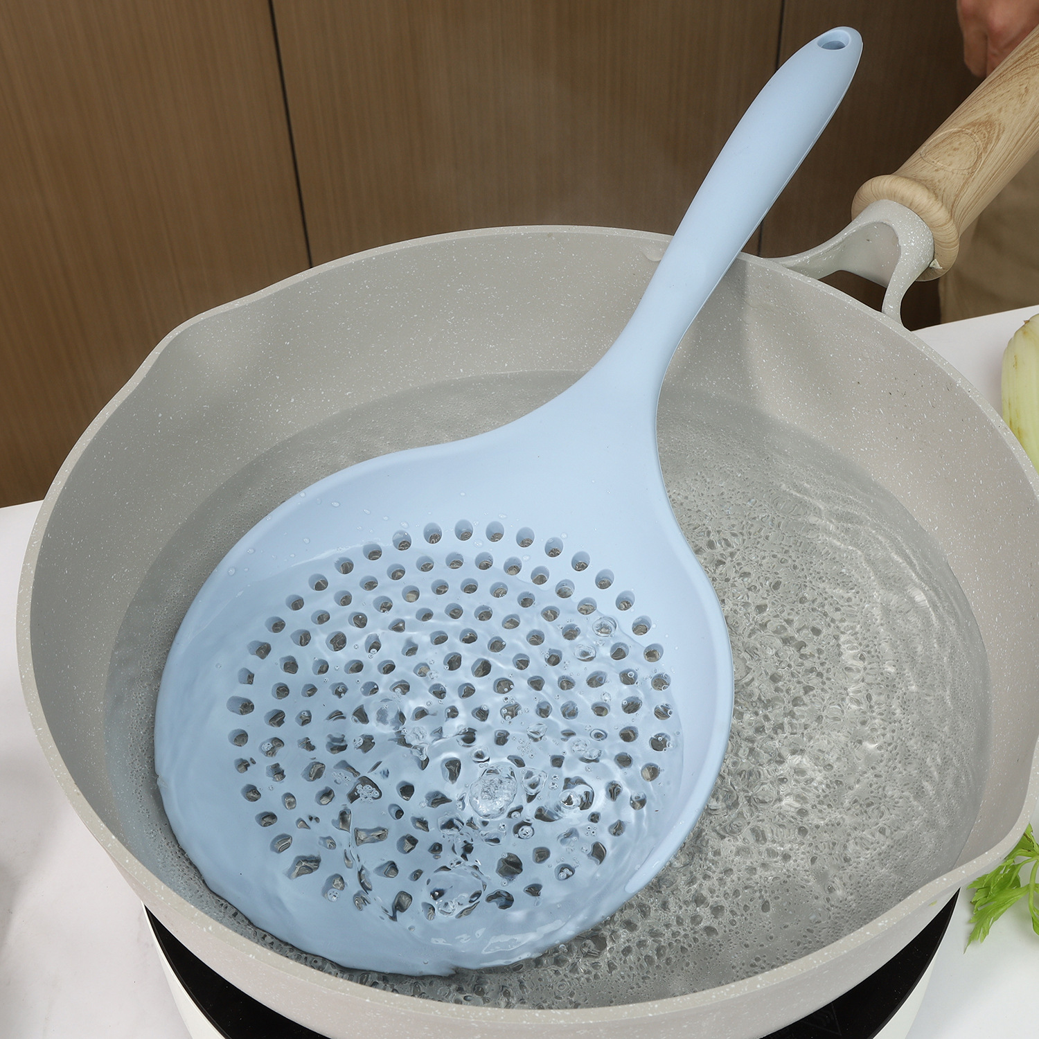 硅膠廚具，硅膠制品是否可以引領(lǐng)潮流