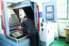 精密硅橡膠制品模具開(kāi)模設(shè)備，降低產(chǎn)品誤差